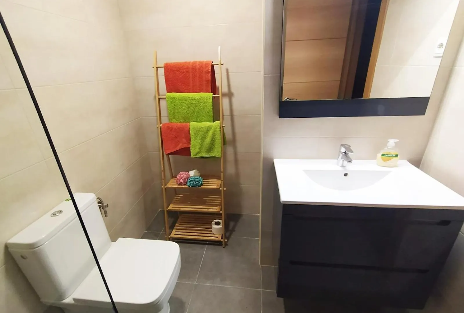 Spacious Apartment In The Heart Of The City Barcellona